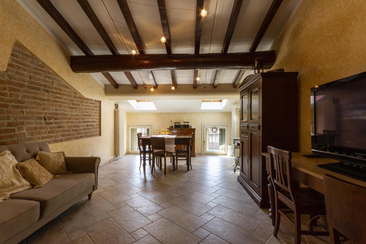 Grace Apartment - Smart Holiday Mantua Dış mekan fotoğraf